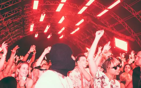 Cele mai cool outfituri de vedete la Festivalul Coachella