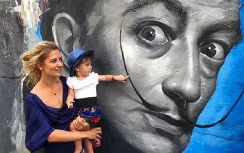 Amalia Enache, înapoi la știri, în august. Cu cine îşi va lăsa fiica în vârstă de aproape doi ani - EXCLUSIV