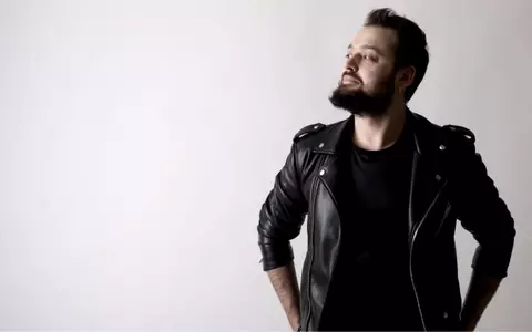 Guz a lansat noul videoclip al piesei “Iubesc Manical”