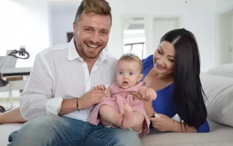 Primul cuvânt rostit de Victoria. Tavi Clonda e cel mai mândru tată - VIDEO