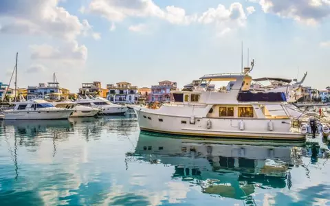(P) Vacanţă plină de atracţii şi privelişti spectaculoase, în Limassol