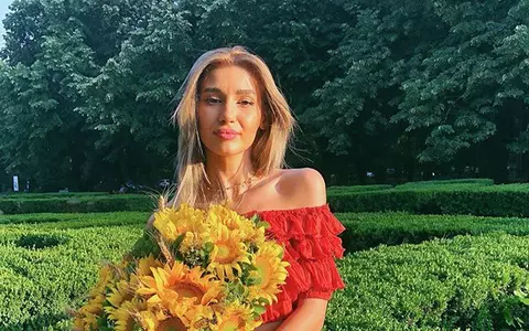 Alina Eremia și-a schimbat look-ul. Artista a făcut o alegere îndrăzneață