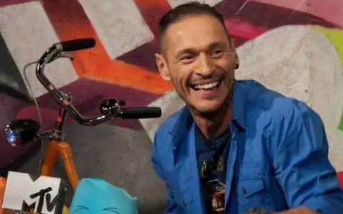 George Vintilă s-a întors pe ecrane! De data asta are o emisiune LIVE pe internet