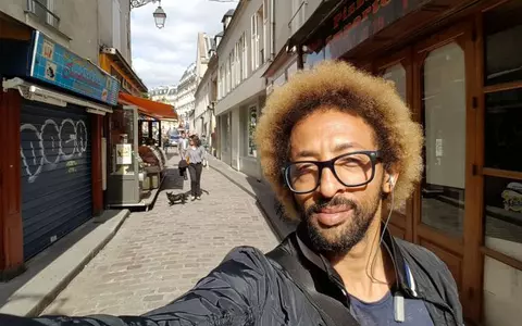 Kamara are o nouă iubită. Ea îl face acum fericit pe artist
