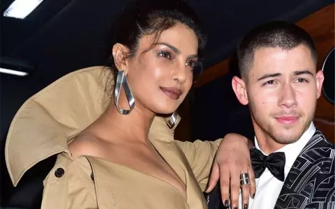 Priyanka Chopra a primit inelul de logodnă de la Nick Jonas. Cât costă superbul solitaire