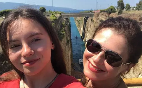 Corina Dănilă și fiica sa se răsfață în vacanță! Cum arată Rianna în costum de baie