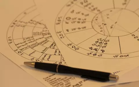 Horoscopul lunii august. Iată ce rezervă astrele pentru toate zodiile
