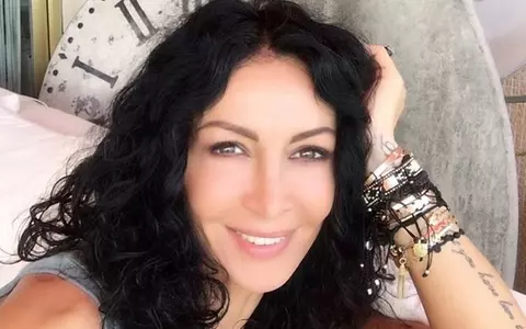 Mihaela Rădulescu își sărbătorește ziua de naștere făcând topless. Noi avem dovada că, la aproape 50 de ani, arată exact ca la 30. FOTO!