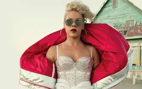 Pink a ajuns de urgenţă la spital. Artista a fost nevoită să anuleze un concert