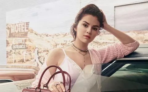 Selena Gomez încă suferă după Justin Bieber: “Pentru mulți ani ea a crezut că se va mărita cu el.”