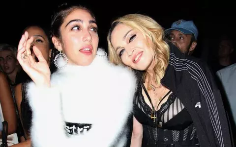 Lourdes Leon, fiica Madonnei, s-a lansat ca model. A defilat pe catwalk aproape goală