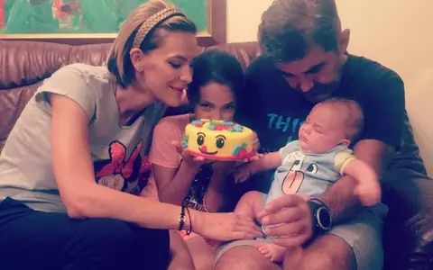 Detalii inedite despre a doua nuntă a Roxanei Ciuhulescu: tort de 30 de kilogram, într-o formă neobișnuită