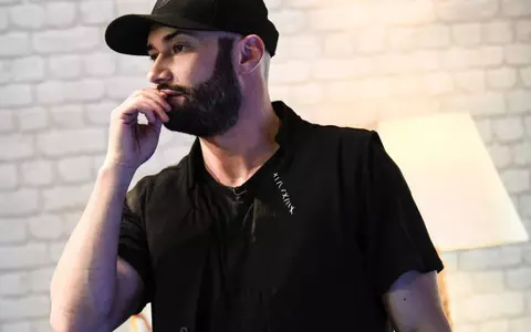 Părinţii lui Mihai Bendeac au împlinit 37 de ani de căsnicie. Actorul le-a declarat dragostea