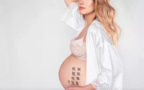 Andreea Ibacka a depășit cele nouă luni de sarcină: ”Bebelușa nici acum nu dă semne că s-ar grăbi să vină pe planeta noastră”