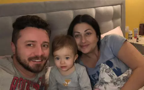 Gabriela Cristea se mândreşte cu burtica de gravidă. Prezentatoarea TV naşte în primăvară