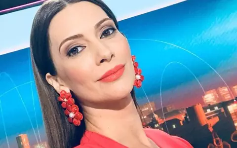 Andreea Berecleanu nu are nicio intervenţie estetică. Soţul său, medicul Constantin Stan, nu a fost de acord să o opereze