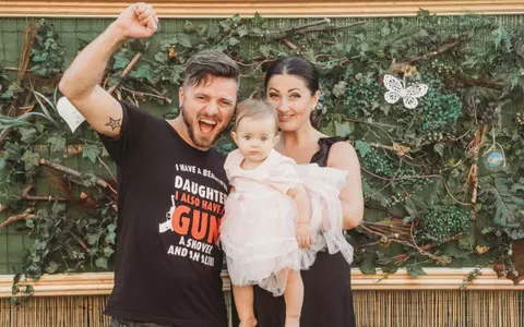 Ce nume va purta a doua fetiţă a Gabrielei Cristea. Vedeta naşte cu 3 săptămâni mai devreme
