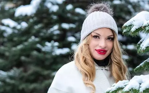 Valentina Pelinel, însărcinată pe pârtie! Distracție mare pentru soția lui Cristi Borcea