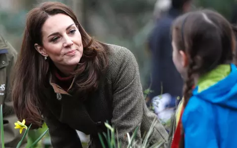 Kate Middleton, pusă în încurcătură de întrebarea unei fetițe. Ce a vrut să știe aceasta?