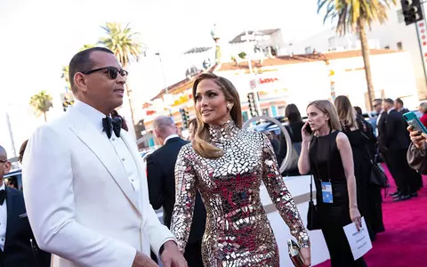 Oscar 2019. Cel mai bine îmbrăcate vedete de pe covorul roșu. Jennifer Lopez și Lady Gaga au atras toate privirile