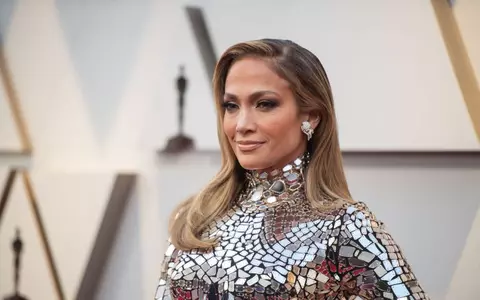 Jennifer Lopez i-a copiat ținuta lui Kim Kardashian, la Premiile Oscar!