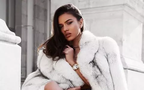 Karmen, primele imagini însărcinată! Pictorial EXCLUSIV cu burtica de gravidă