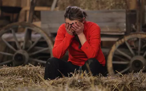Carmen Negoiţă, primul interviu după eliminarea de la FERMA: „Goana după bani scoate ce e mai rău din oameni!”. Lămureşte și scandalul cu Brigitte!