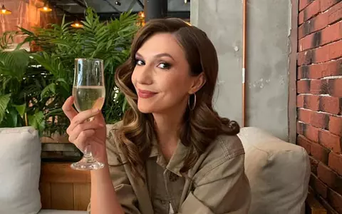 Adela Popescu se pregătește pentru prima vacanță în 4. Ce destinație au ales pentru vara aceasta