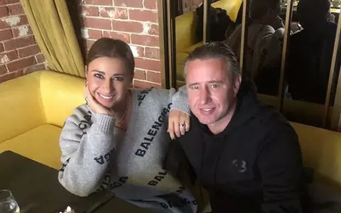 Laurențiu Reghecampf, în pijamale de 2.500 de lire pe străzile din Dubai. Imaginea cu soțul Anamariei Prodan a ajuns virală