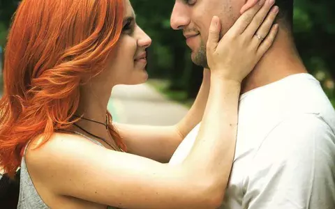 Cristina Ciobanăşu şi Vlad Gherman au vorbit despre nuntă și copii în VIVA! de aprilie. Vlad: „O să fiu un tată zăpăcit!”
