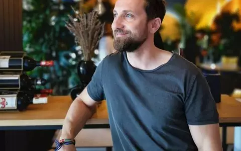 Pe Dani Oțil îl știe toată lumea, dar stai să vezi cum arată fratele lui, Dorin: ”Nu știu cum am rezistat fără să ne omorâm!”