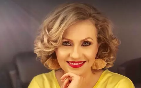 Mirela Vaida a născut al treilea copil. Prima imagine cu mămica, din spital