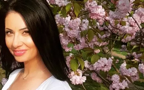 Mama Antoniei, sexy și la 51 de ani. Dar stai să vezi cum arăta Denise Iacobescu în tinerețe!