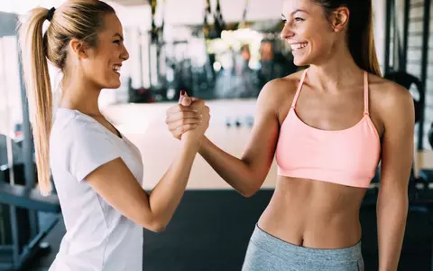Faci sport? Rădăcina care te ajută să scapi de febra musculară!