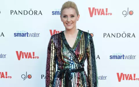 Alina Sorescu a recunoscut una din marile greșeli ale adolescenței sale: ”Poate era bine să mai fi așteptat”….Cum arăta artista atunci. FOTO!