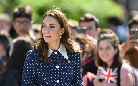 Kate Middleton a purtat la o întâlnire din Londra o rochie mai veche. Ținuta ei costă peste 4.000 de euro