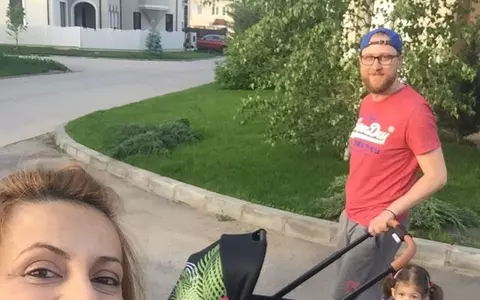 Spovedania Simonei Gherghe, mamă a doi copii: "Oboseală cruntă, două, trei ore de somn pe noapte, cu plâns mult, cu furtună hormonală"