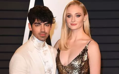 Sophie Turner și Joe Jonas s-au căsătorit în secret! De pe covorul roșu, direct la capelă!