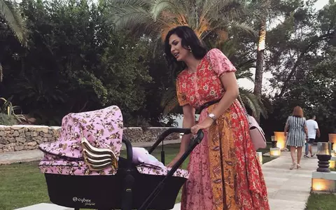 O mai ţineţi minte pe Mădălina Pamfile, fosta iubită a lui Radu Mazăre? Asistenta TV are o dulceaţă de fetiţă, care îi seamănă perfect!