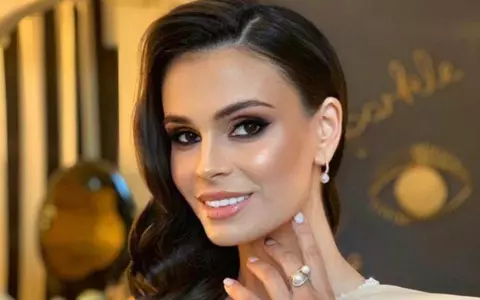 Anca Serea, siluetă de invidiat în a 7-a lună de sarcină. Cum se menține în formă: ”Mănânc trei mese pe zi”