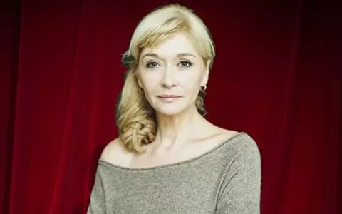Cum arată Catrinel Dumitrescu la 7 ani de la moartea soțului ei, Emil Hossu! A fost una dintre cele mai frumoase actrițe ale României!