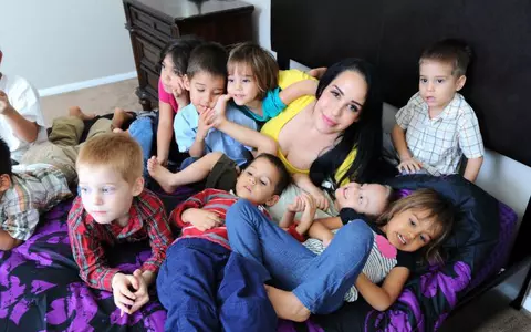 De la actriță porno, la mamă responsabilă! Femeia care a născut 8 copii deodată. Cum arată acum Nadya Suleman