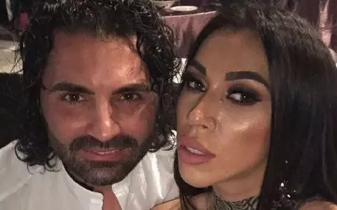 Raluca Pascu a trecut proba costumului de baie. Cât de bine arată soția lui Pepe după două sarcini