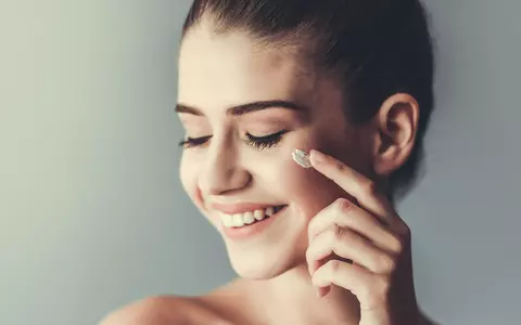 (P) Ten aspru și uscat? Folosește o cremă hidratantă cu ingrediente de origine naturală