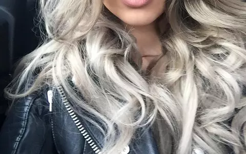 Lidia Buble, în ipostaze din ce în ce mai provocatoare! Fanii îi spun că este vulgară, iar ultimele fotografii au încins Instagramul