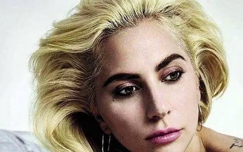 Lady Gaga are un nou iubit... Și nu e Bradley Cooper! Cum au fost surprinși cei doi