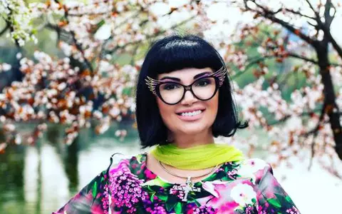 Ozana Barabancea, la fel de sexy în minijupă și cu decolteu adânc ca în studenție, după ce a slăbit 60 de kilograme!