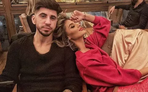 Ramona Olaru a semnat actele de divorț la notar. Ce mesaj a transmis: ”Viața...”