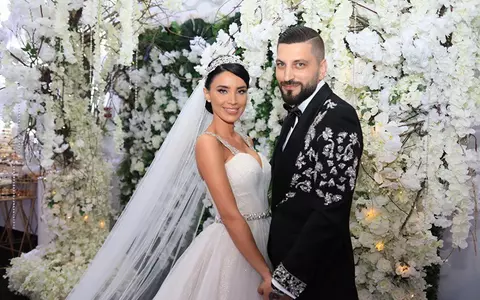 Mircea Geoană și soția, invitați la nunta Adelinei Pestrițu cu Virgil Șteblea. Ce outfituri elegante au purtat!