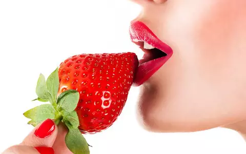 Afrodisiacele sunt depășite! Fetișuri sexuale cu... mâncare